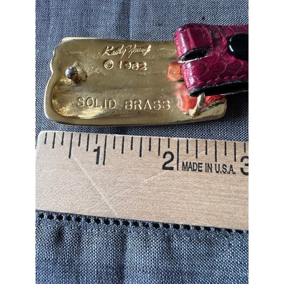 Vintage Kathy young Belt signed solid brass Buckle abstract art Red Snake Skin M - Picture 16 of 16